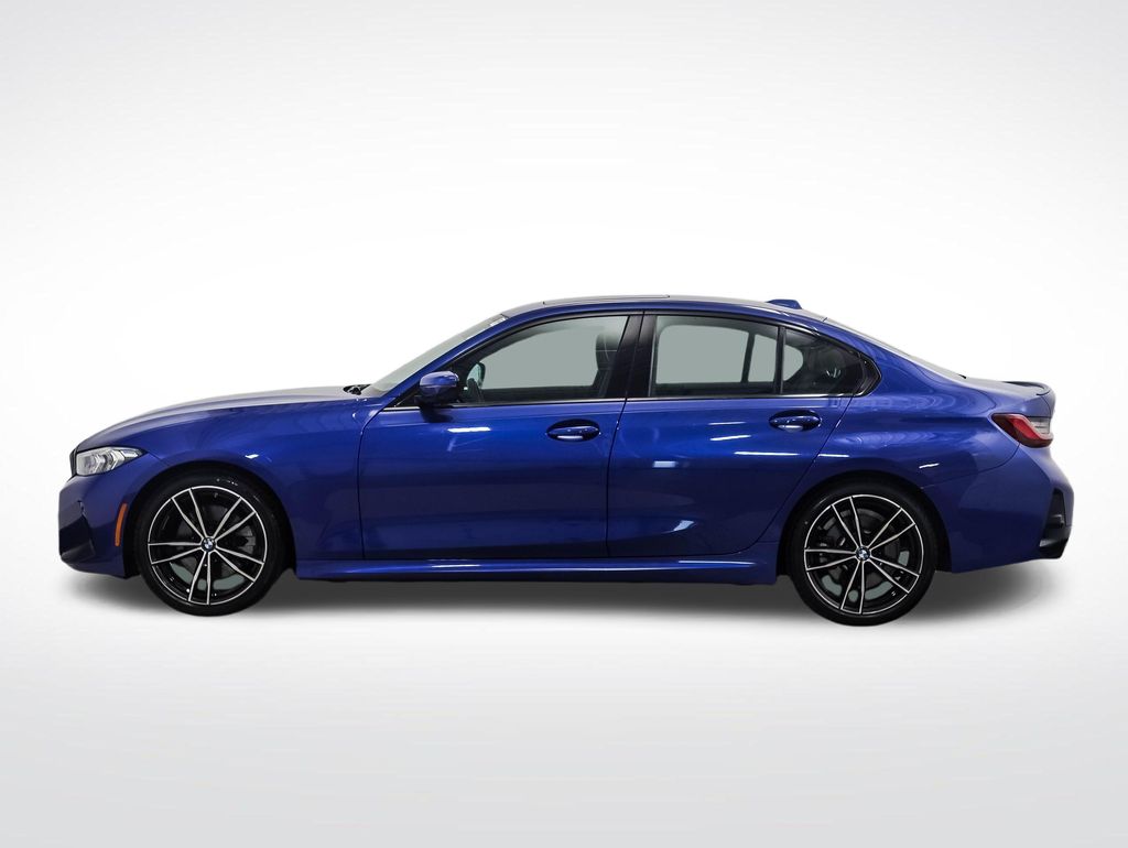 Thumbnail: 2023 BMW 3 Series - 2
