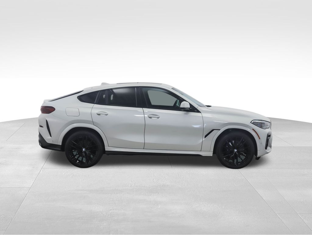 Thumbnail: 2023 BMW X6 - 6