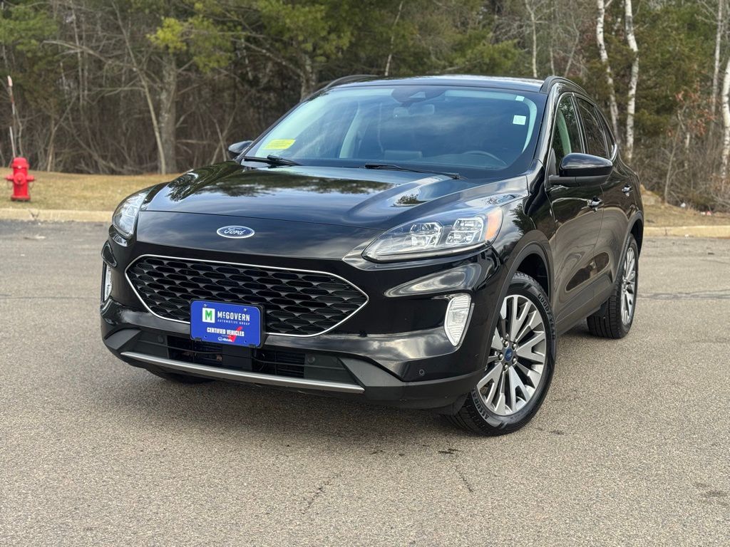 2022 Ford Escape Hybrid Titanium AWD