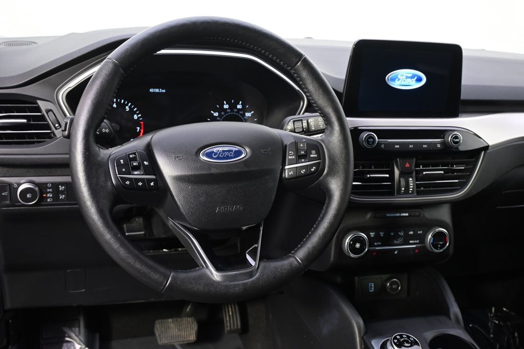 Used 2020 Black Ford SEL image 11