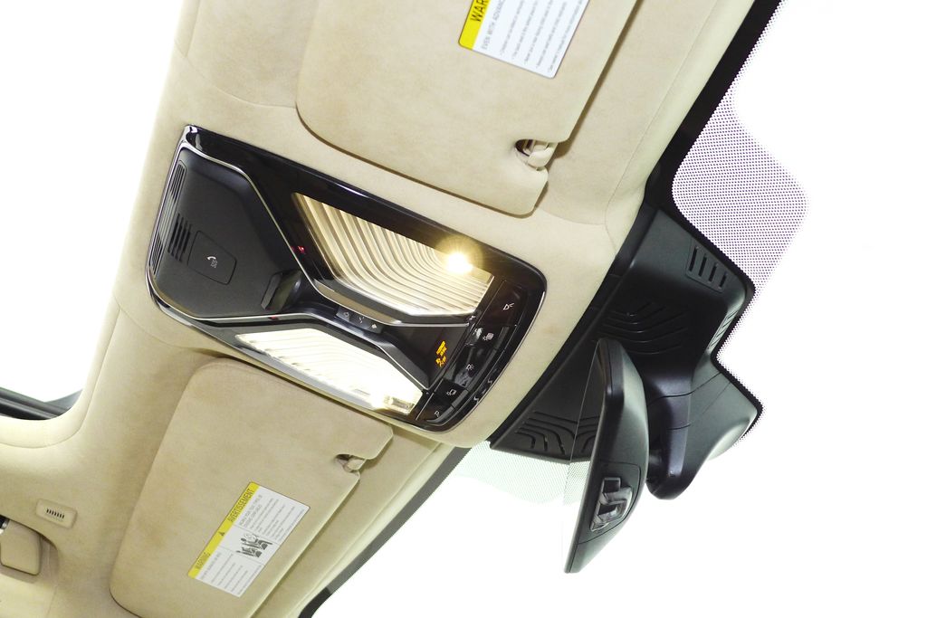 Thumbnail: 2021 BMW 7 Series - 16