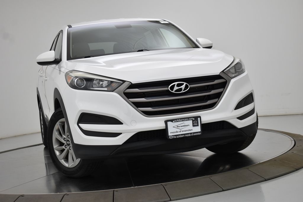 2016 Hyundai Tucson SE photo