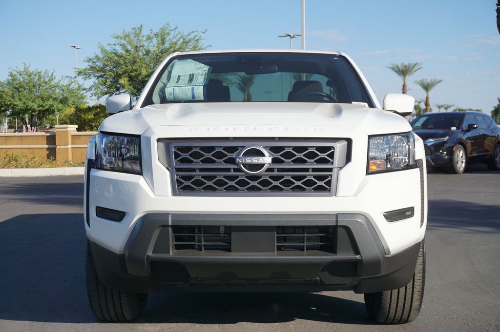 2024 Nissan Frontier SV 5