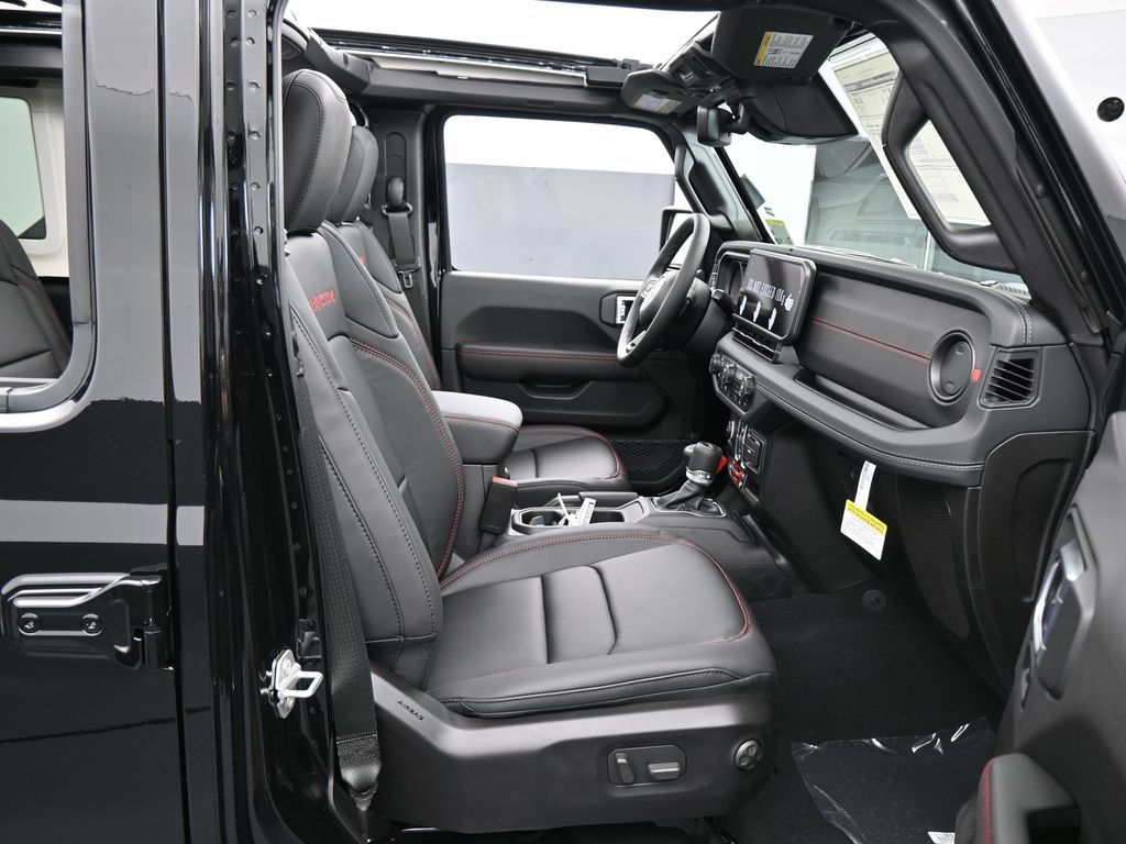 New 2026 Black Clearcoat Jeep Rubicon X image 38