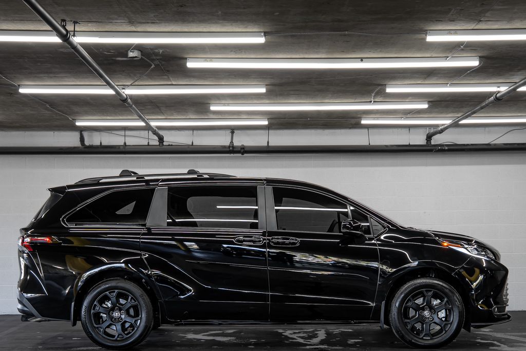 2025 Toyota Sienna
