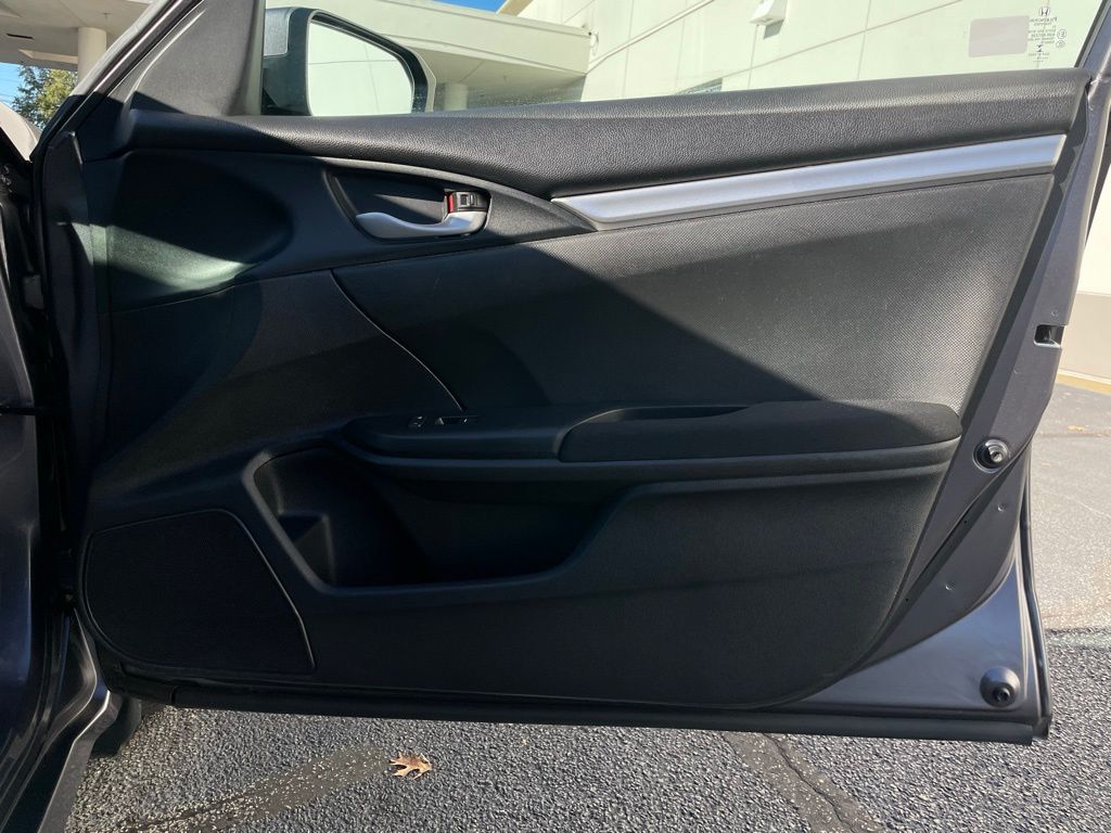 Thumbnail: 2016 Honda Civic - 27