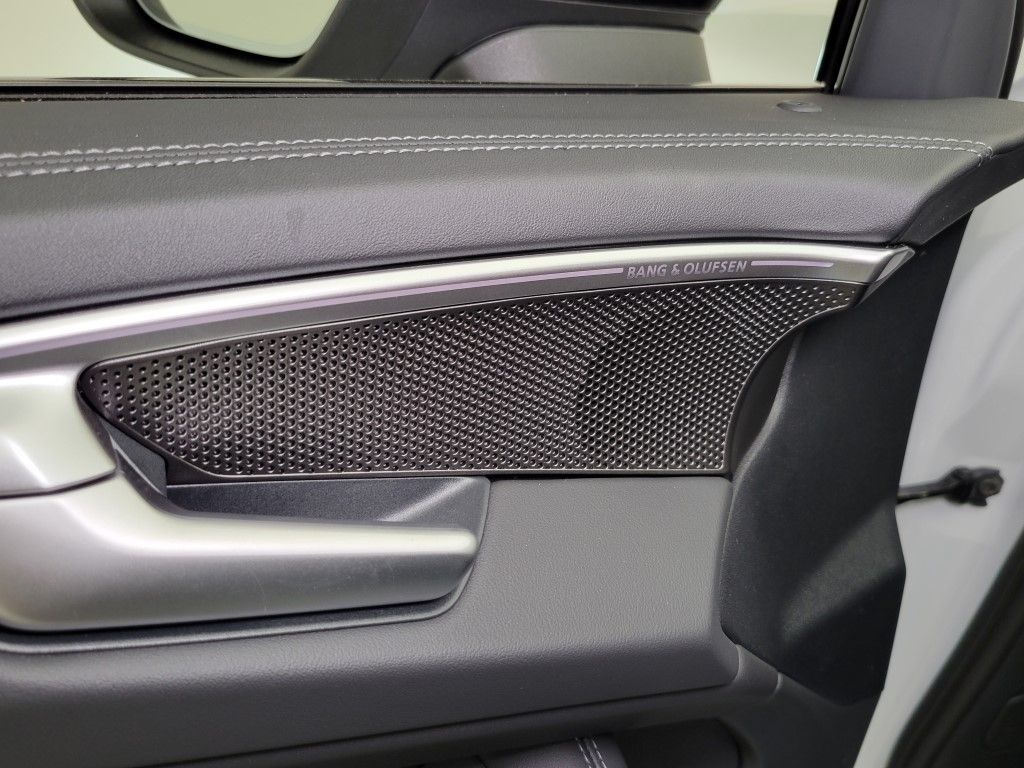 Thumbnail: 2026 Audi A6 - 28