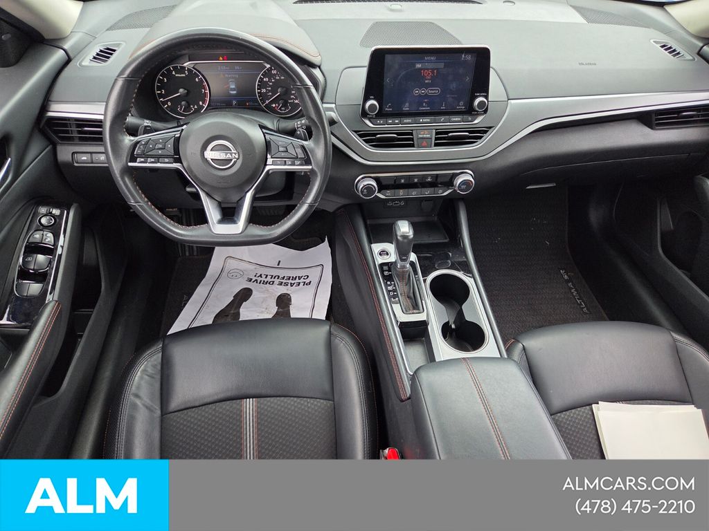Used 2025 Blue Nissan 2.5 SR image 10