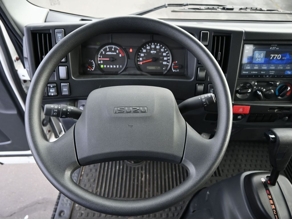 2024 Isuzu NPR HD 