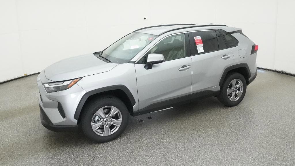 Thumbnail: 2025 Toyota RAV4 - 21