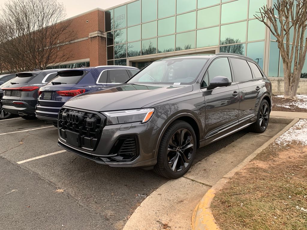 Thumbnail: 2026 Audi Q7 - 3