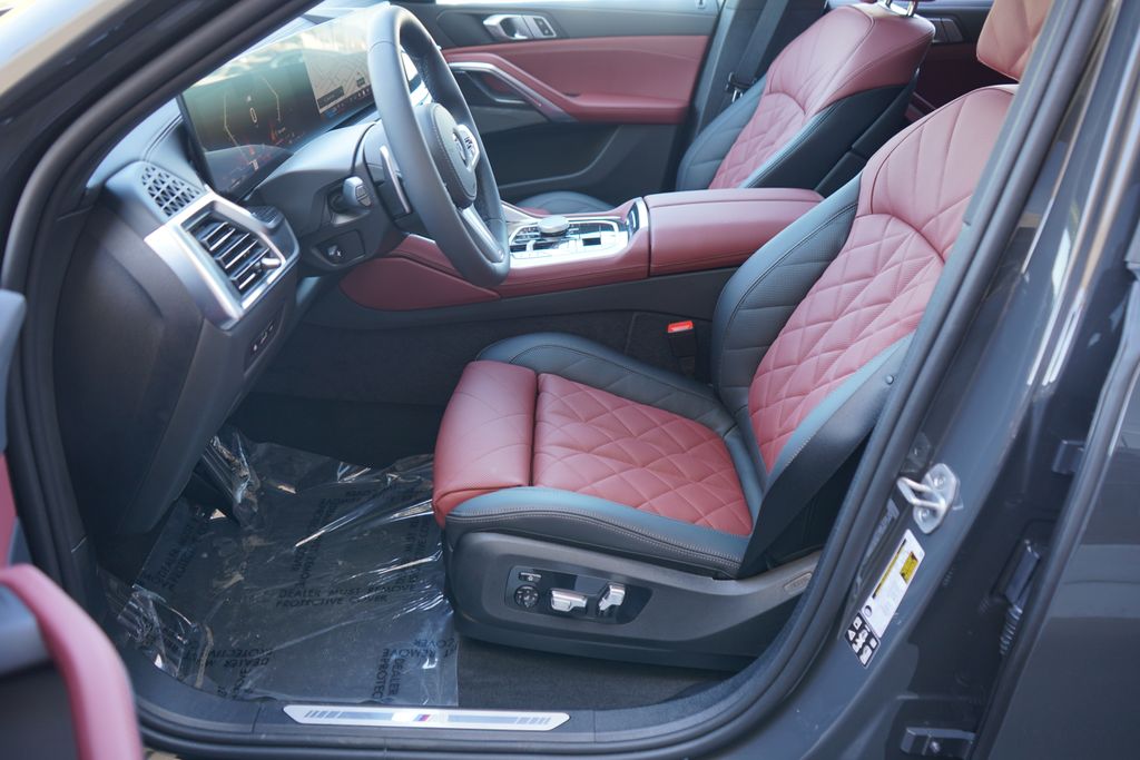 Thumbnail: 2026 BMW X6 - 10