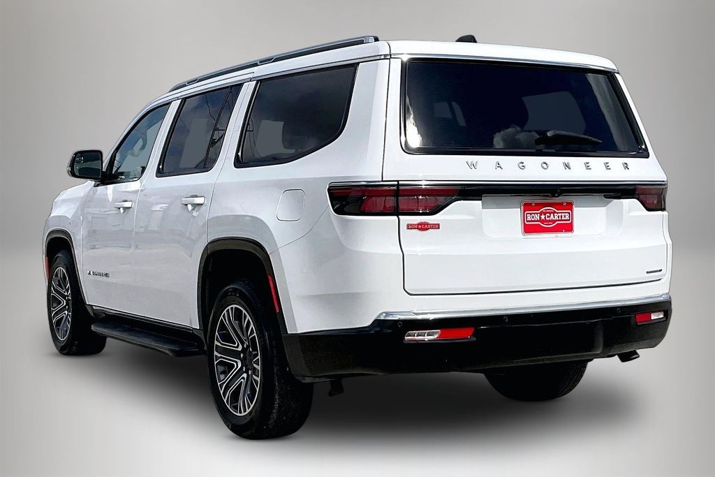 Used 2024 Jeep Wagoneer Series II 4D Sport Utility