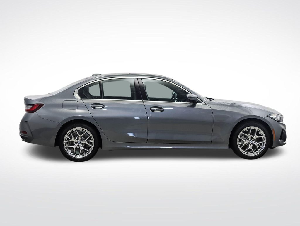 Thumbnail: 2026 BMW 3 Series - 6