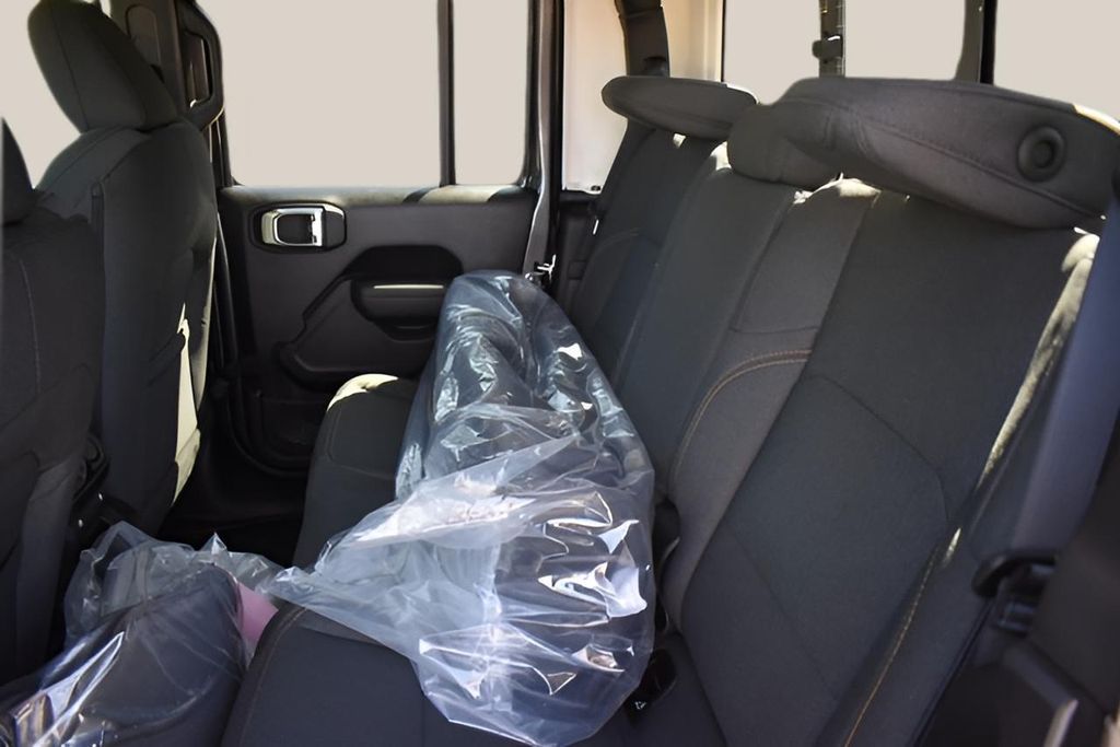 New Car 2025 Jeep Gladiator  Sport For Sale Under $40,000 In Austin, Texas