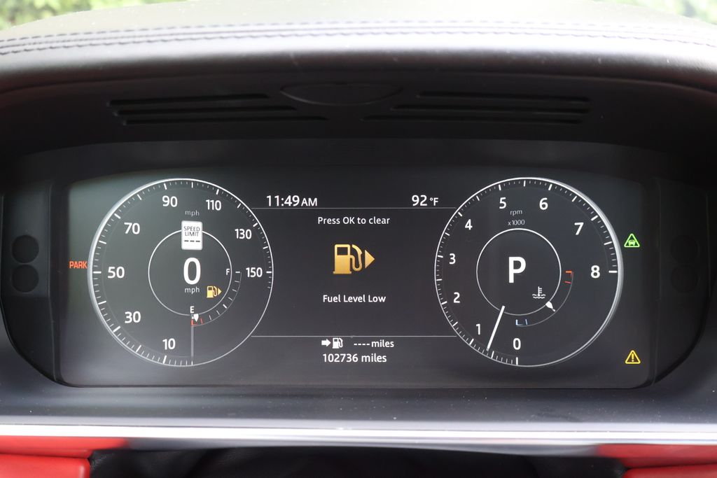Thumbnail: 2017 Land Rover Range Rover Sport - 24