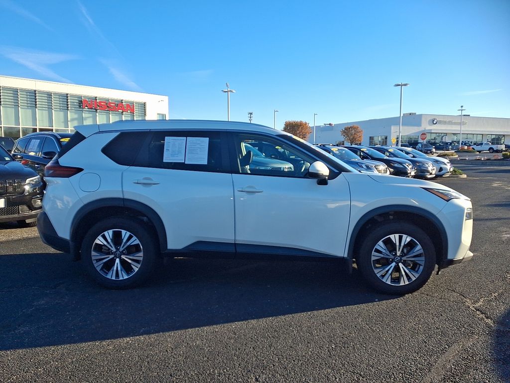 Thumbnail: 2022 Nissan Rogue - 7