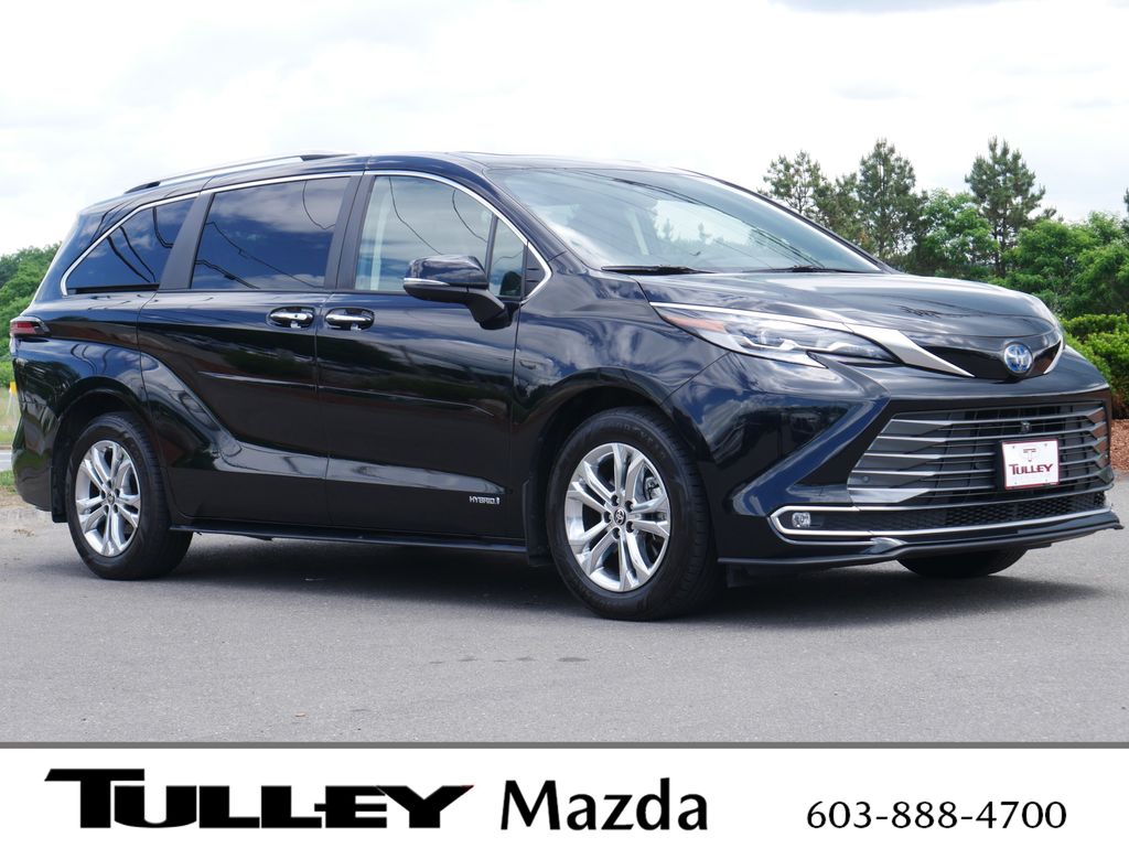 Midnight Black Metallic 2021 Toyota Sienna Minivan All-Wheel Drive Continuously Variable Transmission