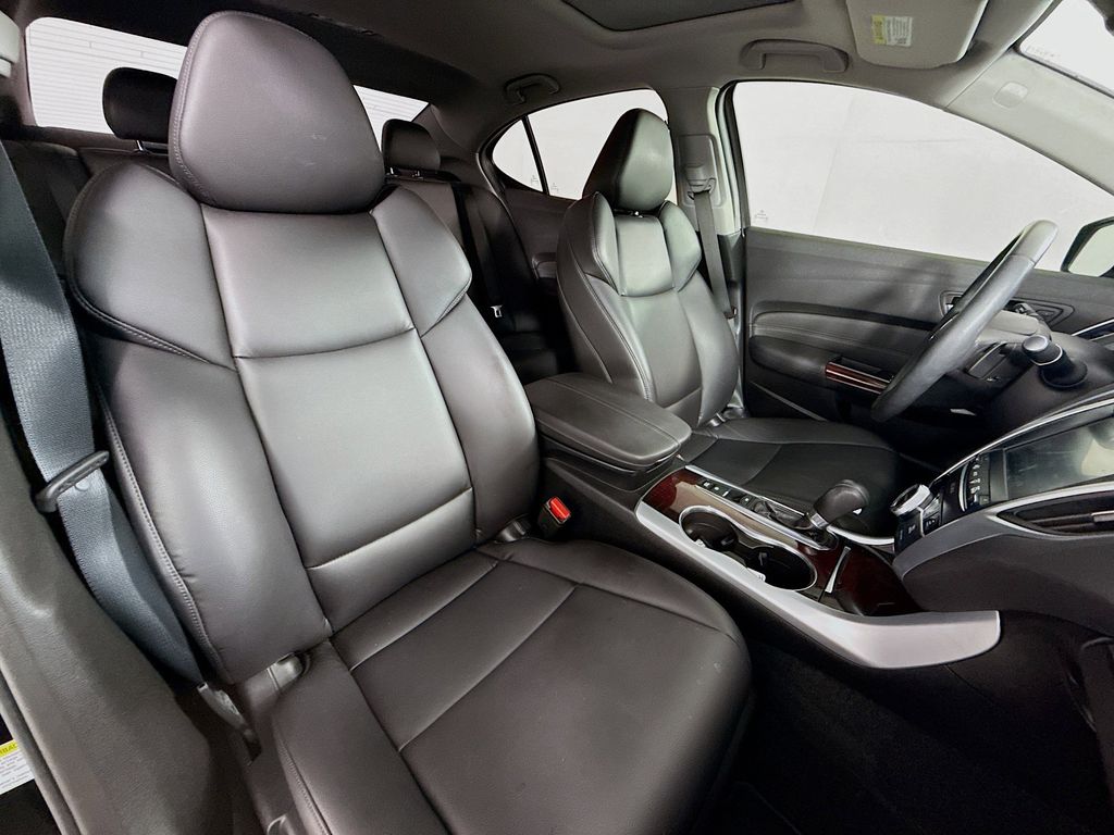 Thumbnail: 2015 Acura TLX - 28