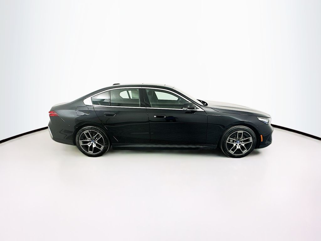 Thumbnail: 2024 BMW i5 - 4