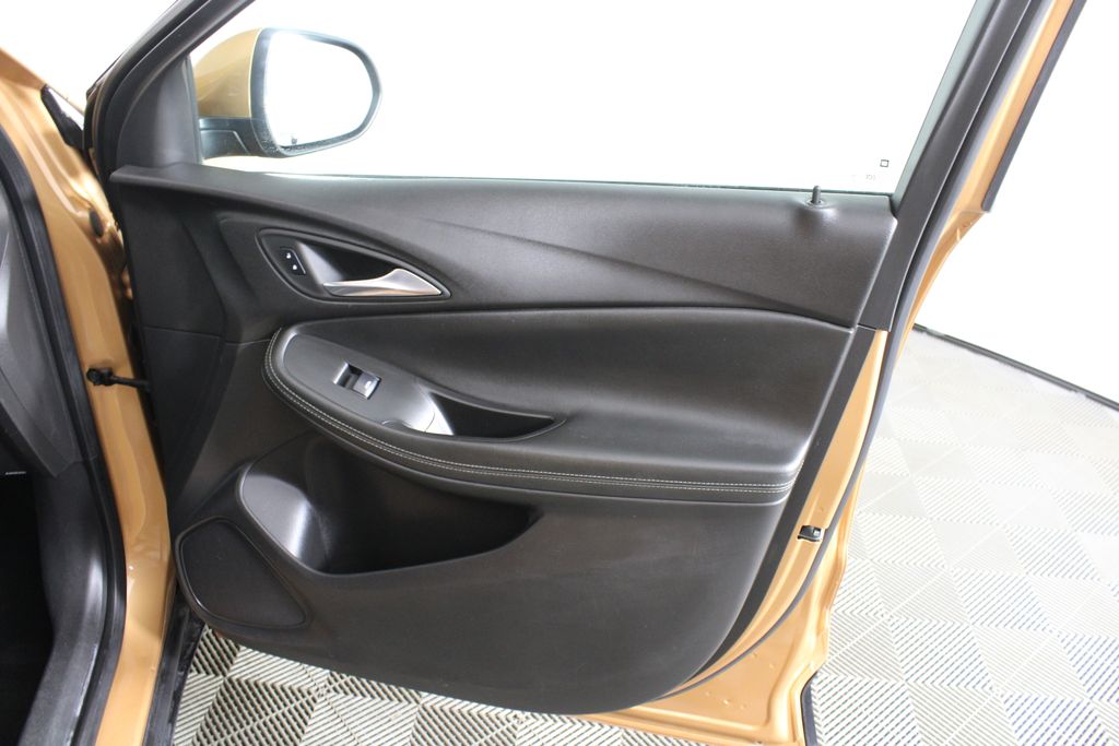 Used 2025 Buick Encore GX for sale in 