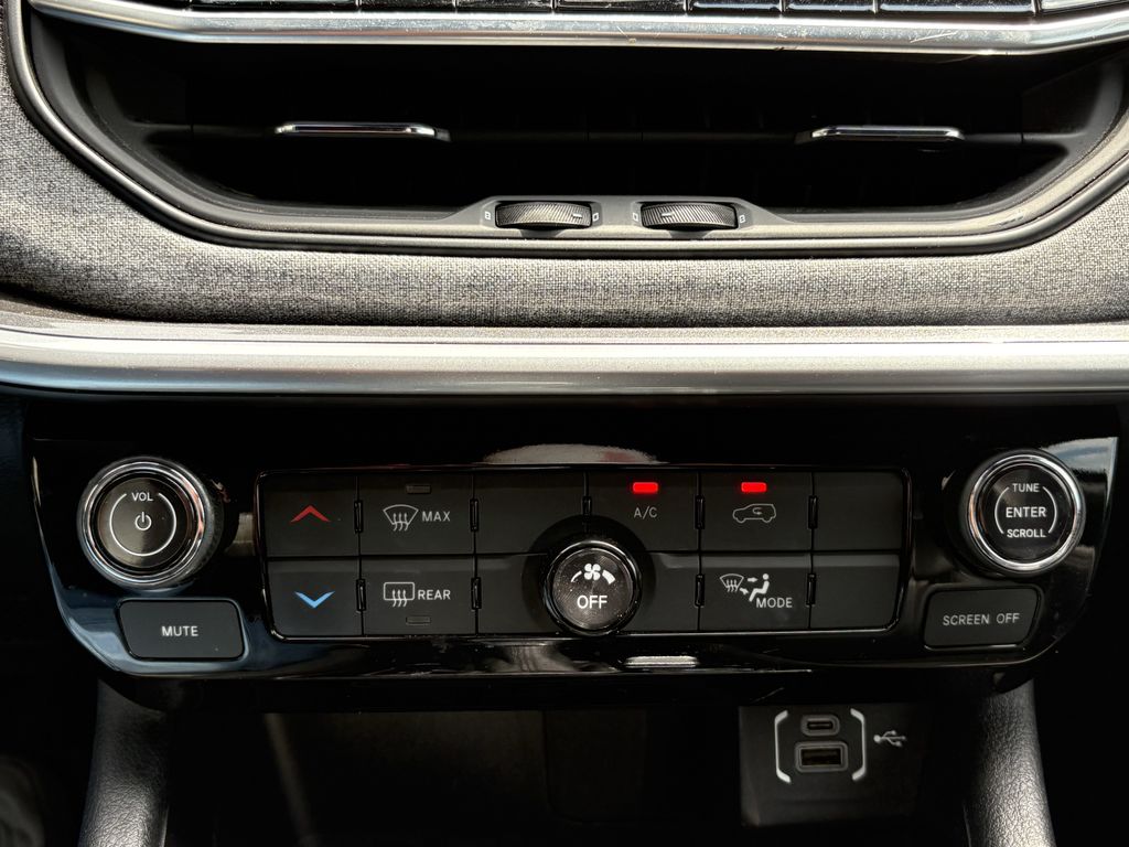 2024 Jeep Compass Latitude Lux Blue at DeMontrond Auto Country
