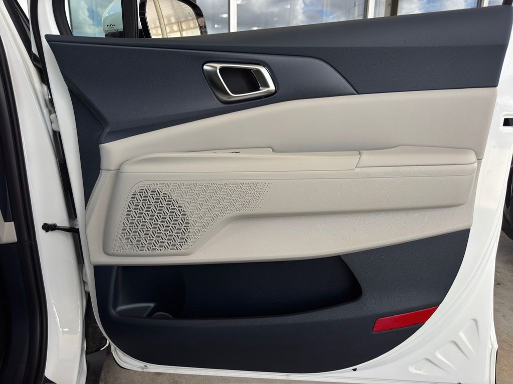 2026 Kia Carnival EX White at Community Kia