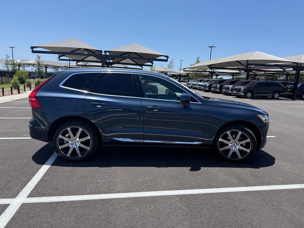 Thumbnail: 2020 Volvo XC60 - 4