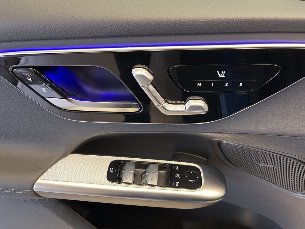 Thumbnail: 2026 Mercedes-Benz GLC - 12