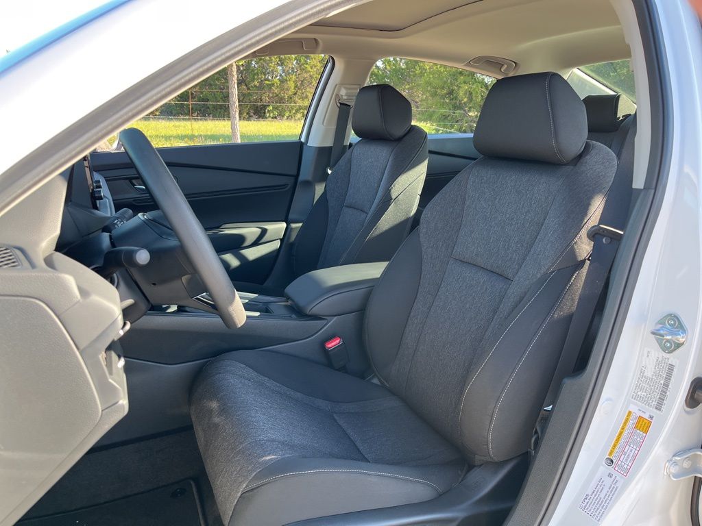 2025 Honda Accord SE 12
