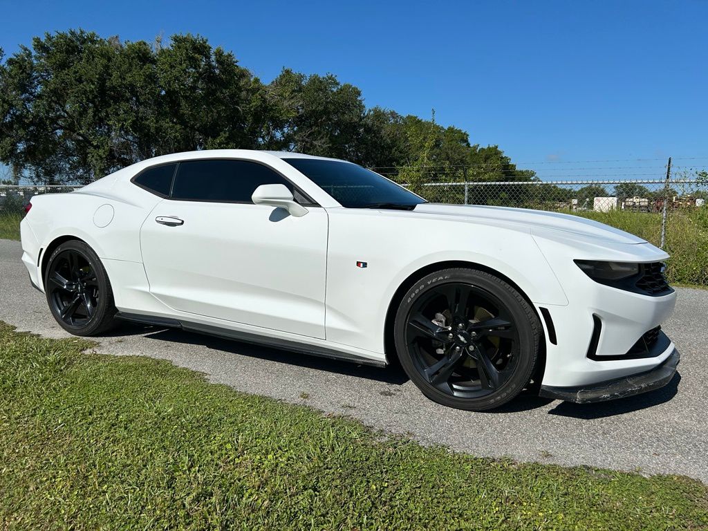 Thumbnail: 2019 Chevrolet Camaro - 7