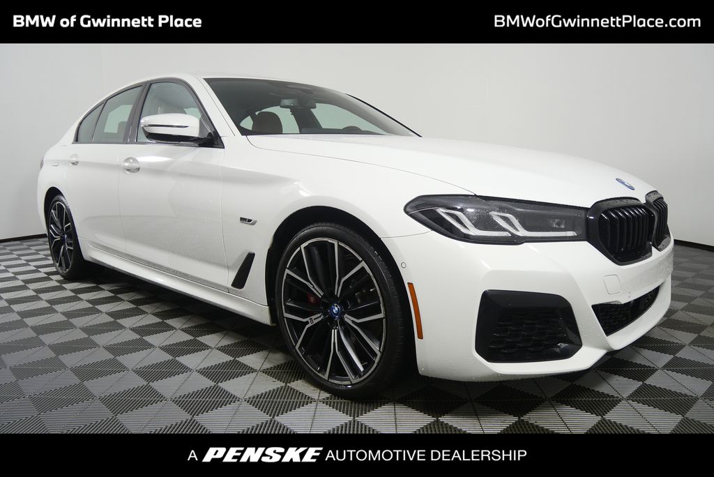 Thumbnail: 2023 BMW 5 Series - 1