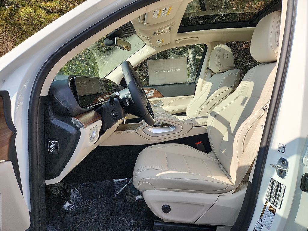 Thumbnail: 2026 Mercedes-Benz GLE - 9