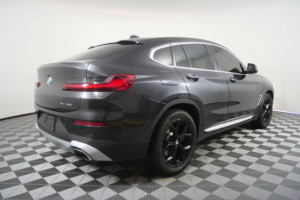 Thumbnail: 2022 BMW X4 - 3