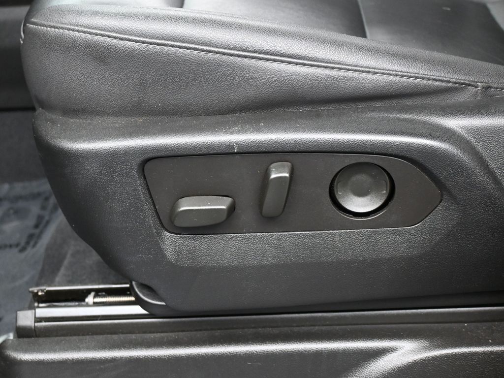 Used 2024 Black Chevrolet LT image 12