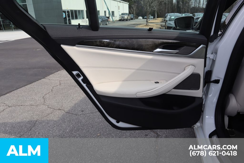 Used 2023 White BMW 540i xDrive image 22