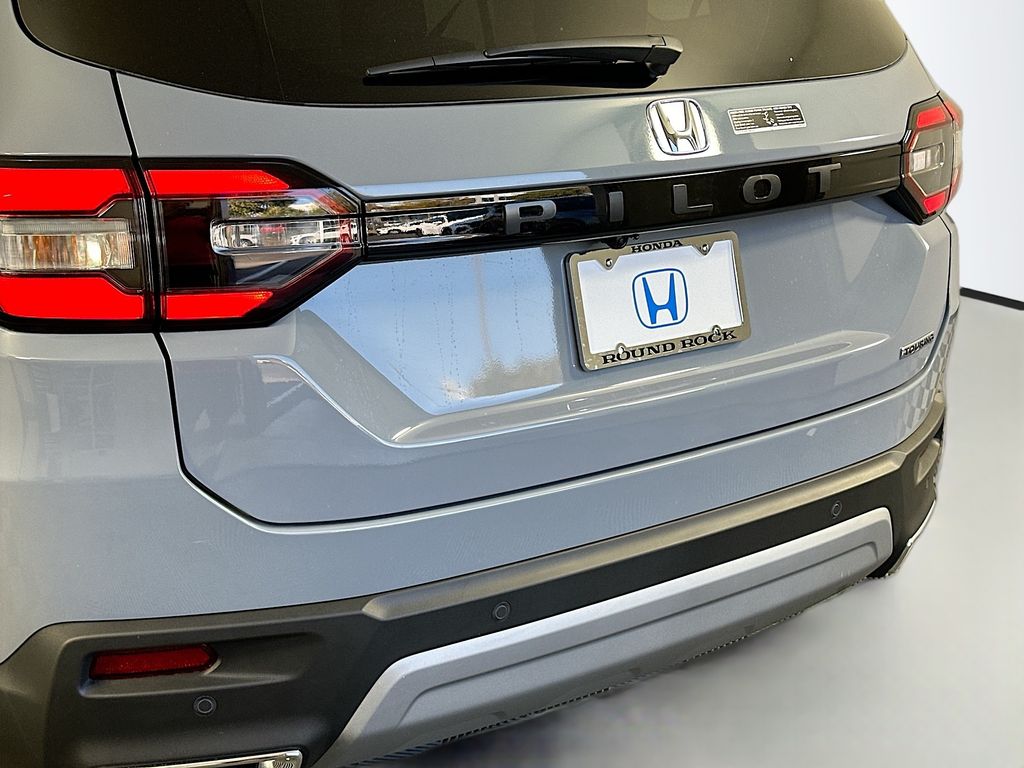 2025 Honda Pilot Touring 22