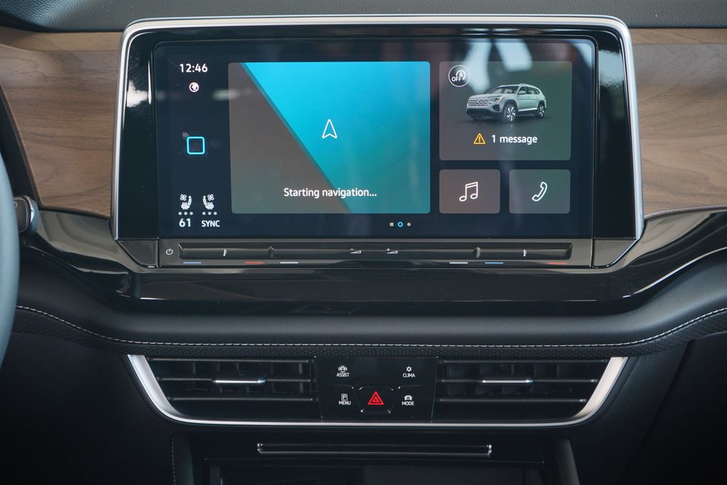 2025 Volkswagen Atlas SE 11