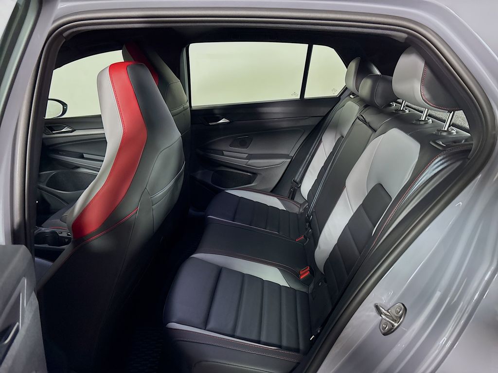 2025 Volkswagen Golf GTI 2.0T SE