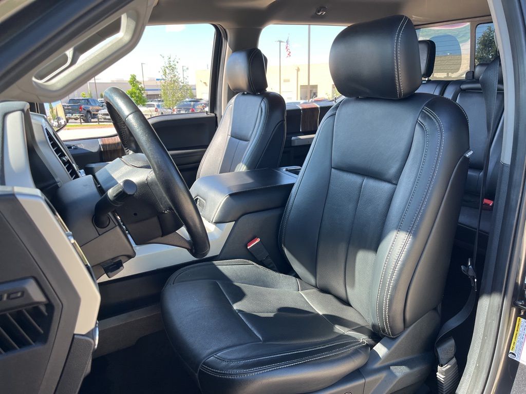 2020 Ford F-150 Lariat 22