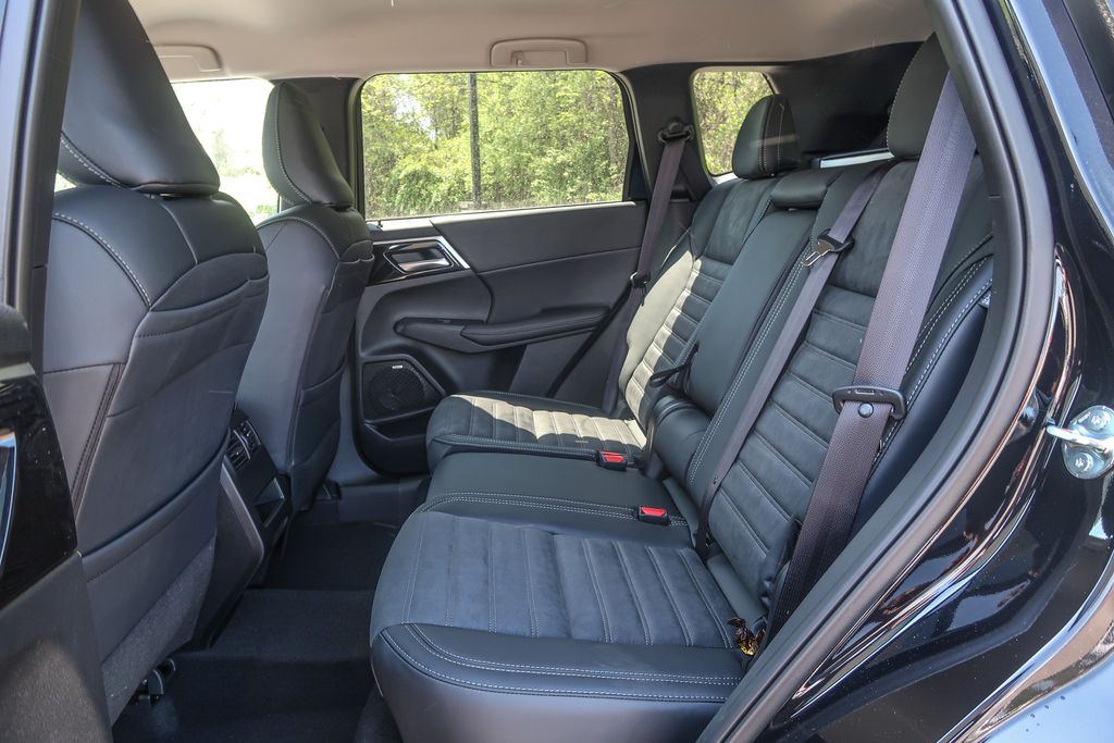 2026 Mitsubishi Outlander SE 2.5 S-AWC