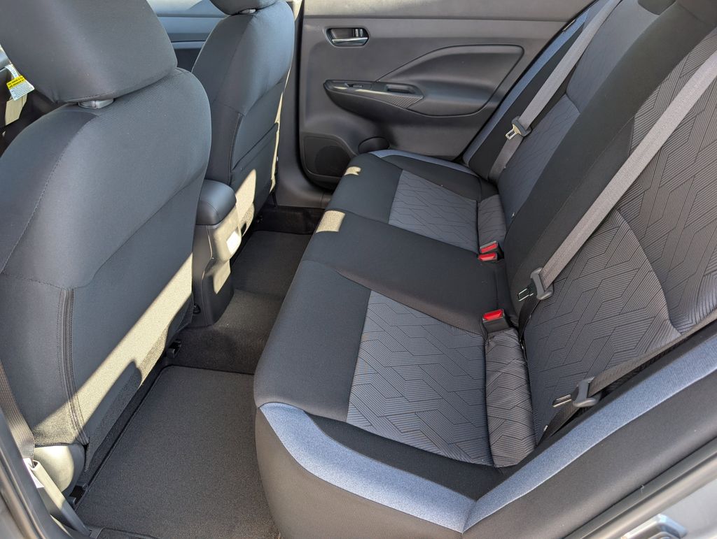 New 2025 Nissan Versa Sedan