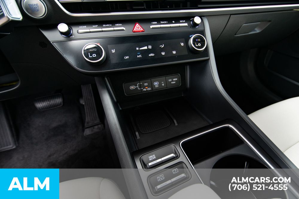 2025 Hyundai Sonata SEL Convenience photo 28