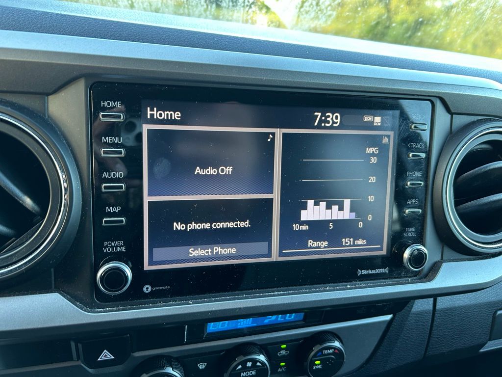 Thumbnail: 2021 Toyota Tacoma - 25