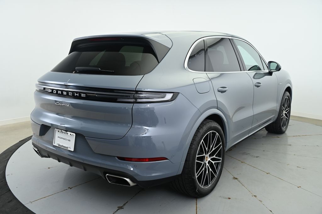 Thumbnail: 2025 Porsche Cayenne - 7