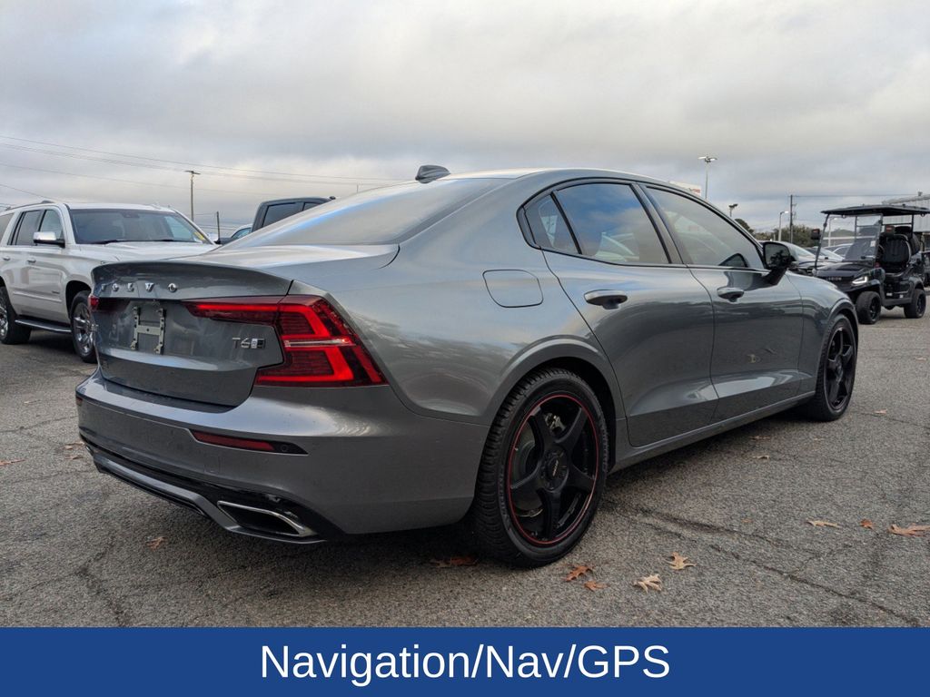 2019 Volvo S60 T6 R-Design