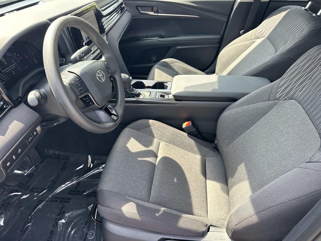 Thumbnail: 2025 Toyota Camry - 26