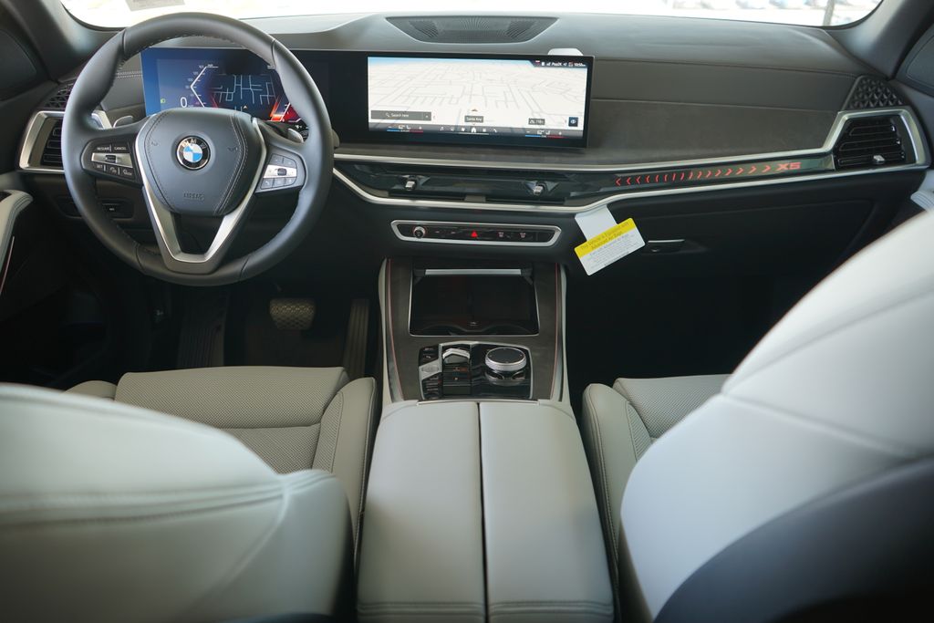 Thumbnail: 2026 BMW X5 - 13