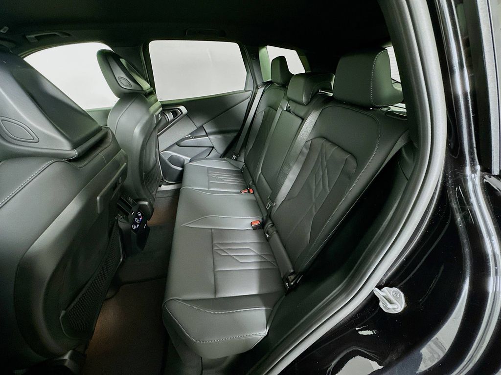 Thumbnail: 2026 BMW X3 - 17