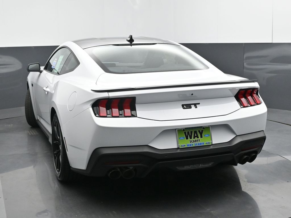 2025 Ford Mustang GT Premium Fastback